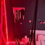 Pink Bdsm Apartment Lalka Milosci 아파트 브로츠와프