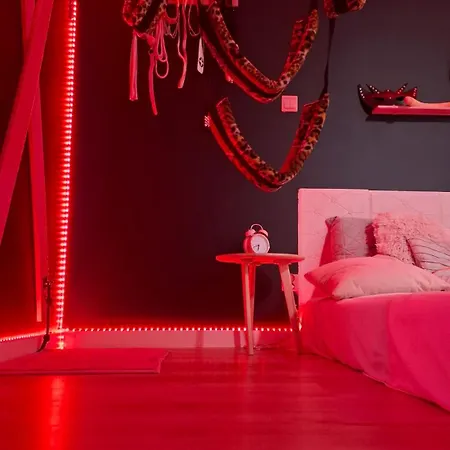 Pink Bdsm Apartment Lalka Milosci * Wrocław
